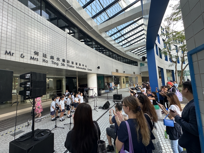 Performance by students from Clearwater Bay School